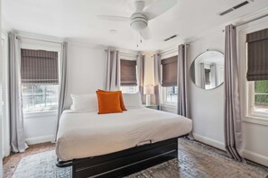 1 chambre, fer et planche Ă repasser, lit parapluie, Wi-Fi