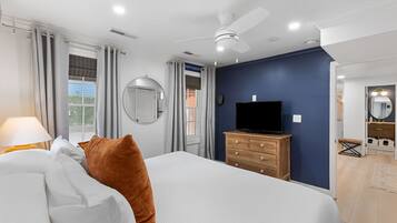 1 bedroom, iron/ironing board, travel crib, WiFi