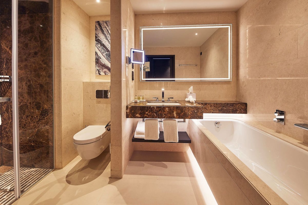 Bathroom | Free toiletries, hair dryer, towels