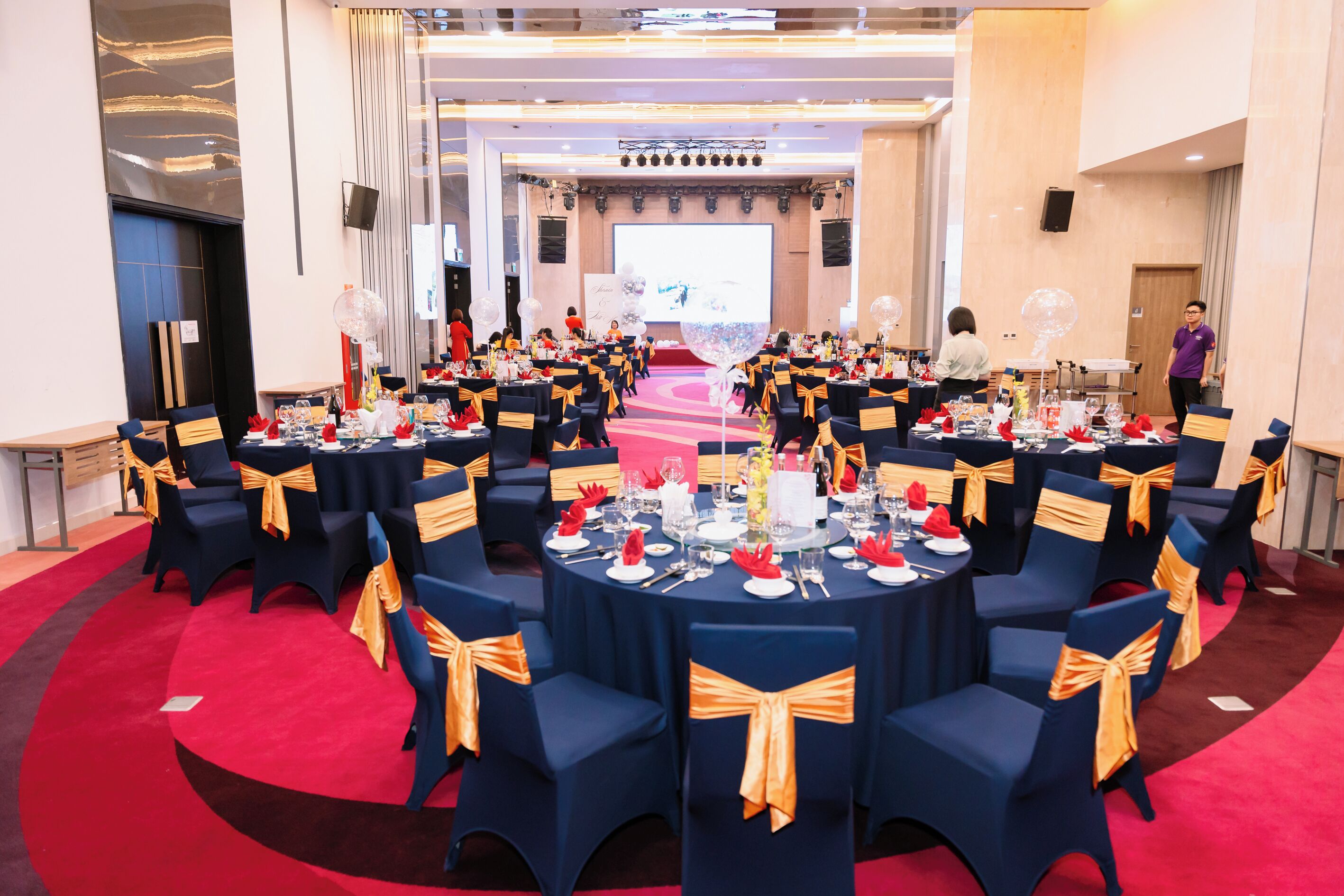 banquet hall