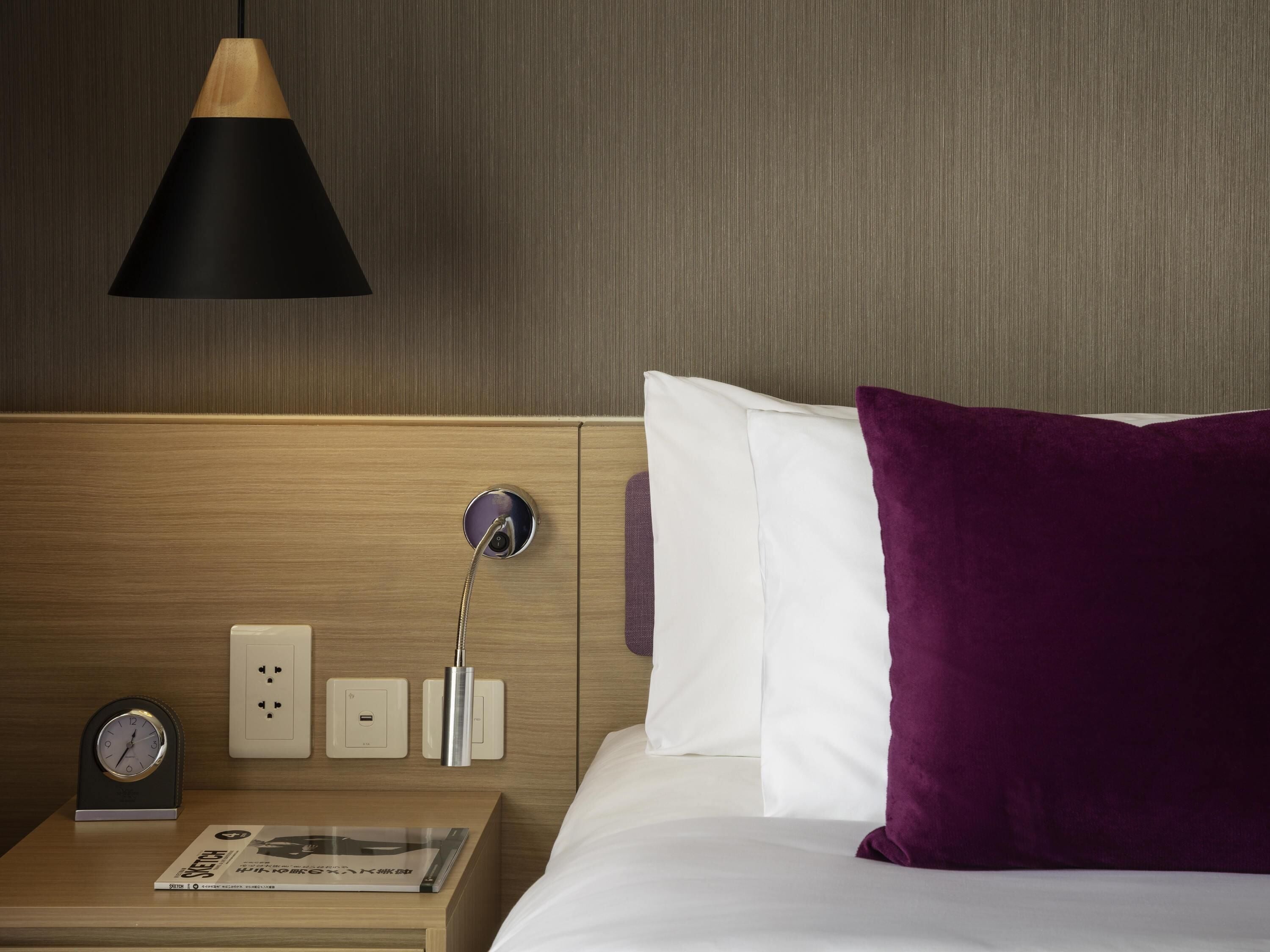 Privilege, Chambre, 2 lits une place, accès au salon club
