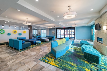 Lobby. Comfort Inn & Suites Oklahoma City near Bricktown