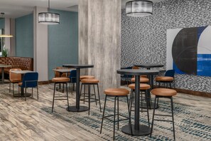 Coffee shop - Hilton Garden Inn Topeka (Topeka)