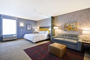 开间, 1 张特大床, 无障碍, 浴缸 (Mobility & Hearing) | 加厚床垫、办公桌、笔记本电脑工作区、�遮光窗帘