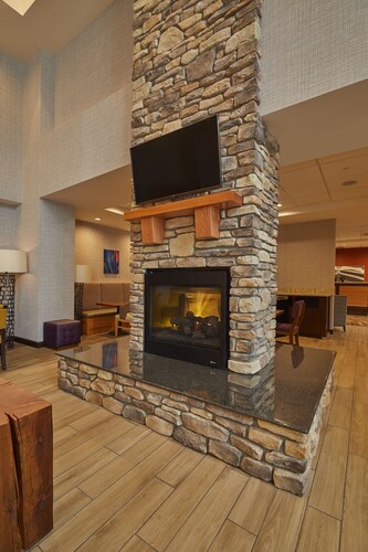 Hampton Inn & Suites Roseburg
