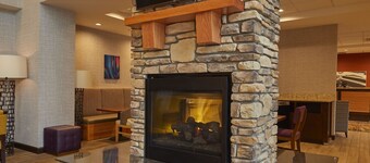 Hampton Inn & Suites Roseburg