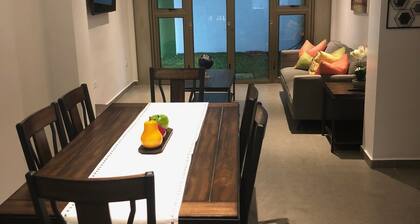 Moderni, kaupunkitalo San Salvadorissa