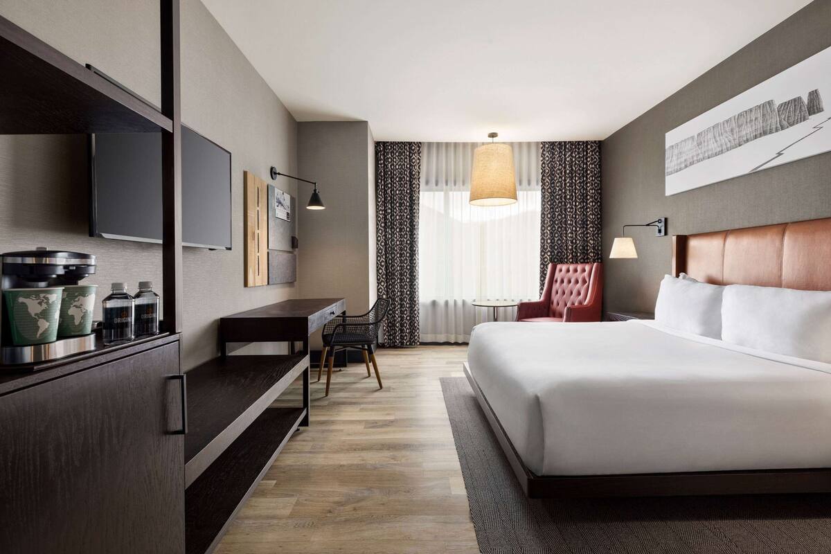 in-room safe, desk, blackout curtains, rollaway beds