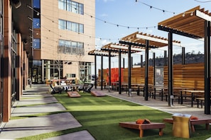 Terrace/patio - Origin Red Rocks, a Wyndham Hotel (Golden)