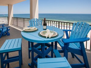 Outdoor dining - Breathtaking Views, Views, Views! Oceanfront wraparound balcony; 3 BR and 3 BA. (Orange Beach)