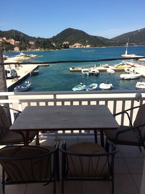 Apartment, 1 Queen Bed with Sofa bed, Balcony | Balcony