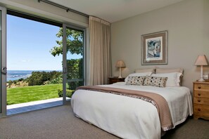 Luxury Apartment, 2 Bedrooms, Lake View, Lakeside