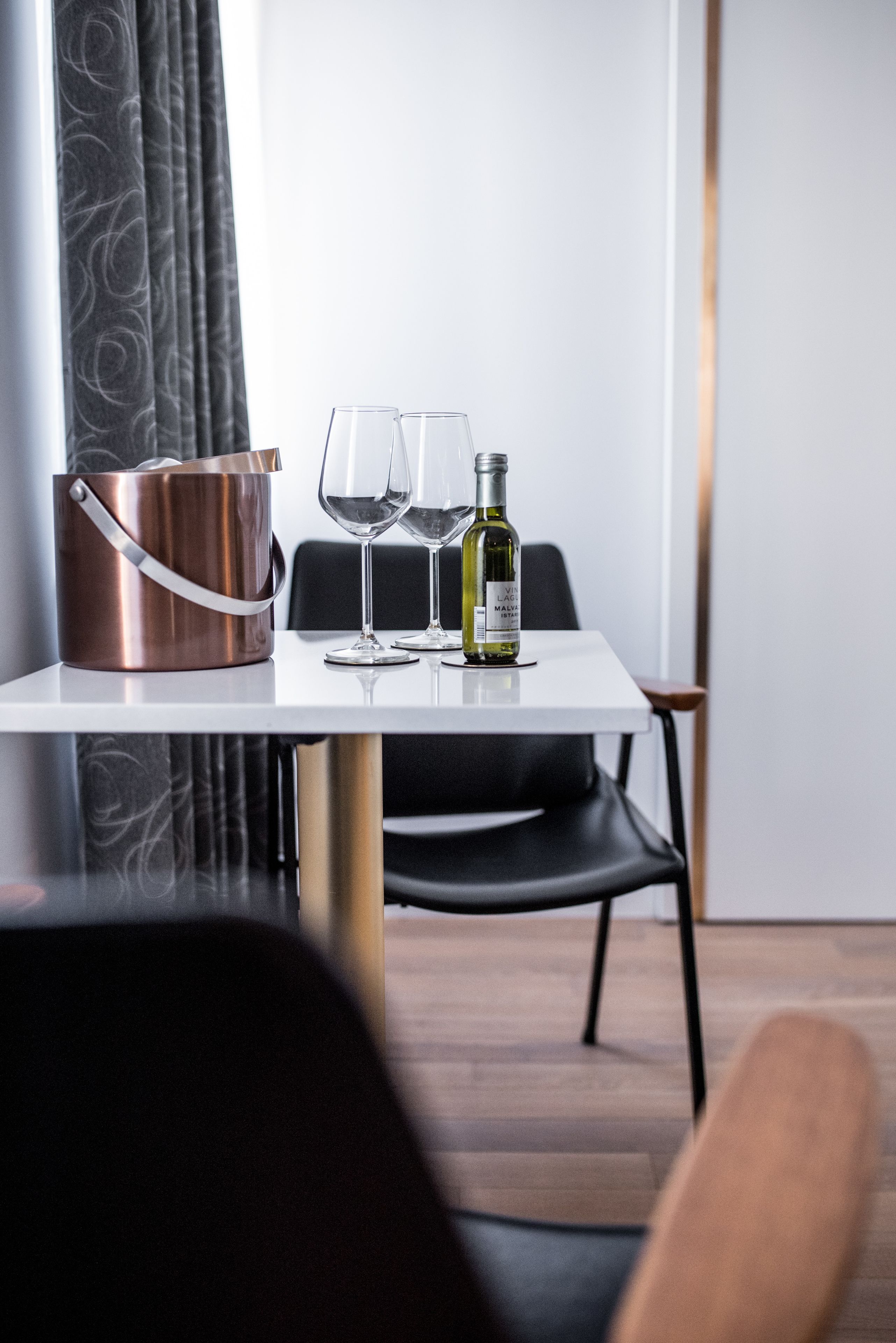 Svit Deluxe - 1 queensize-säng med bäddsoffa - havsutsikt | Sängtillbehör av högsta kvalitet, duntäcken och minibar
