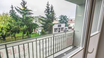 Estudi en suite Deluxe ( Kozietulskiego 4) | Balcó