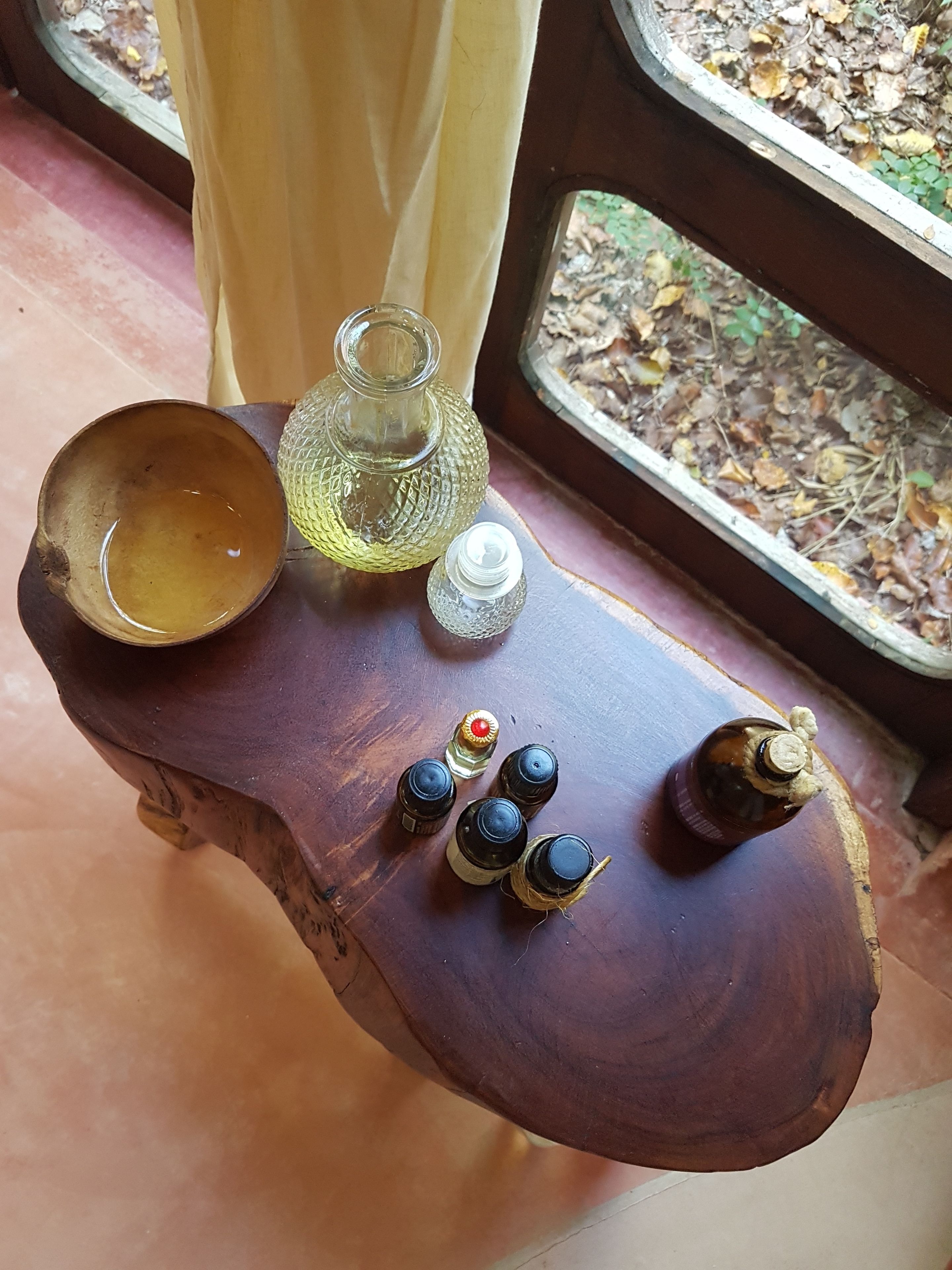 couples treatment room(s), body treatments, aromatherapy