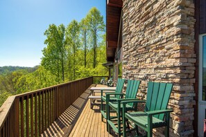 Property grounds - A-Frame, Grand Views, Hot Tub Mins to Boone & ASU (Sugar Grove)