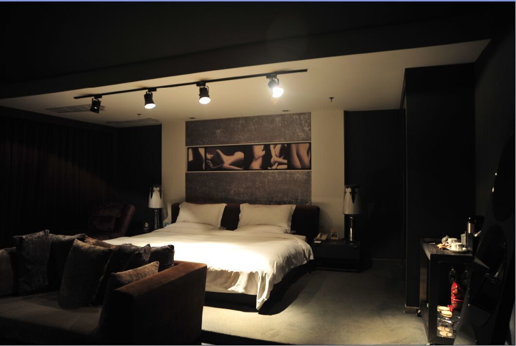 Romantisk rom | Skrivebord og strykejern/-brett