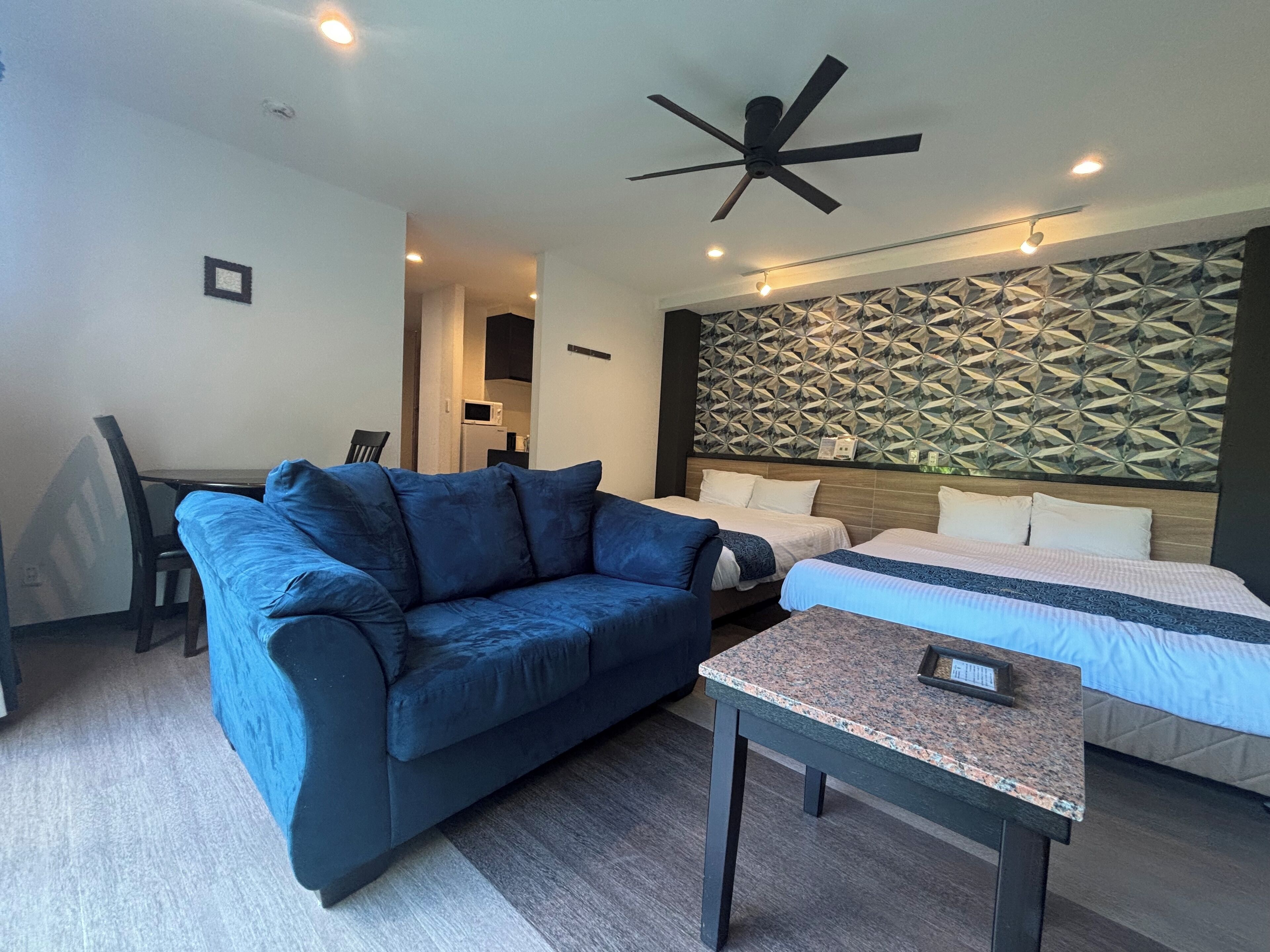 Villa Twin Room with Kitchen, Partial Ocean View | In-room safe, blackout drapes, soundproofing, free WiFi