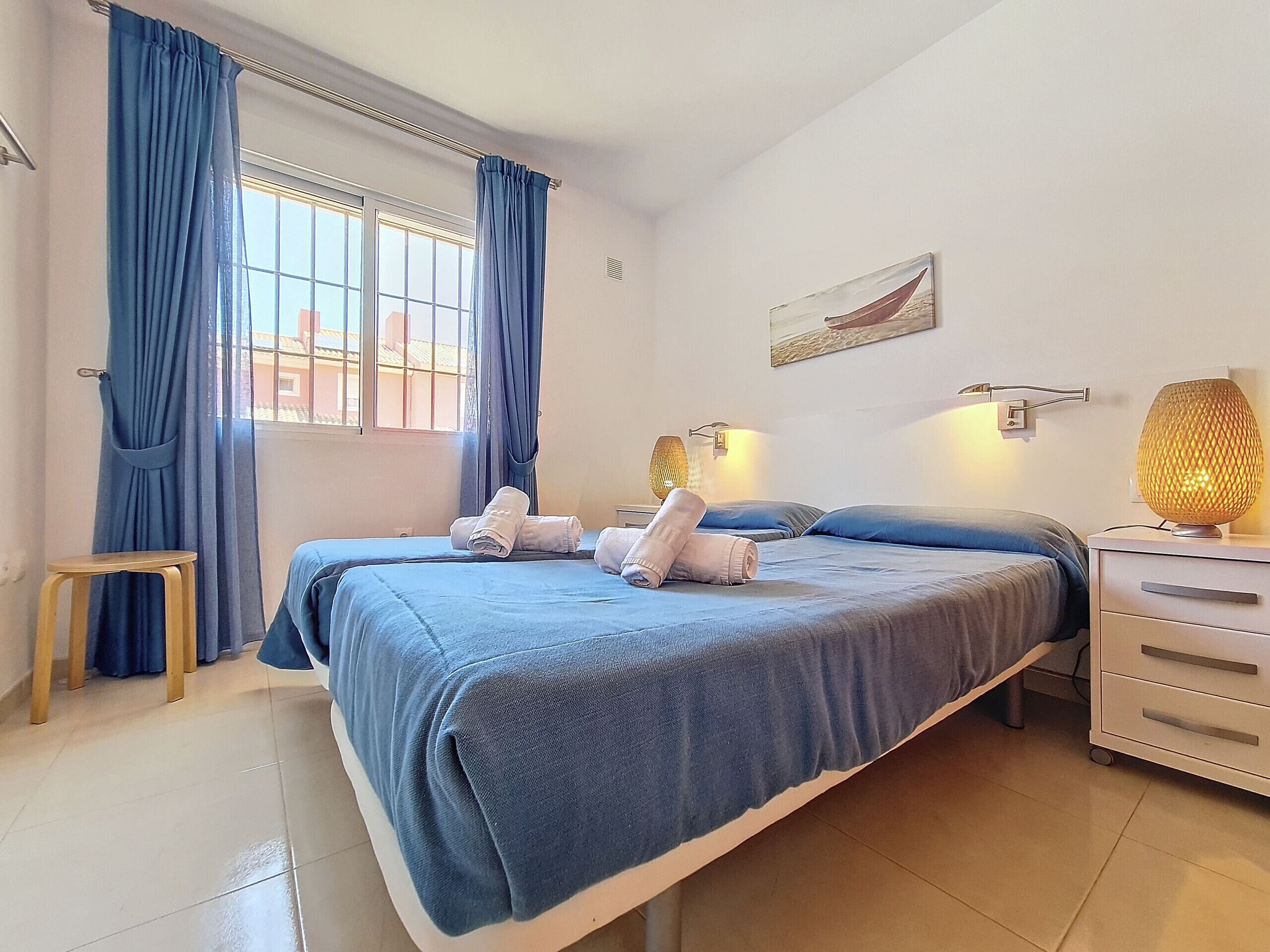 3 bedrooms, iron/ironing board, free WiFi, bed sheets