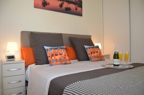 2 slaapkamers, een strijkplank/strijkijzer, wifi, beddengoed
