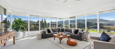 Room (Harrowfield Homestead) | Living area | TV, pay movies