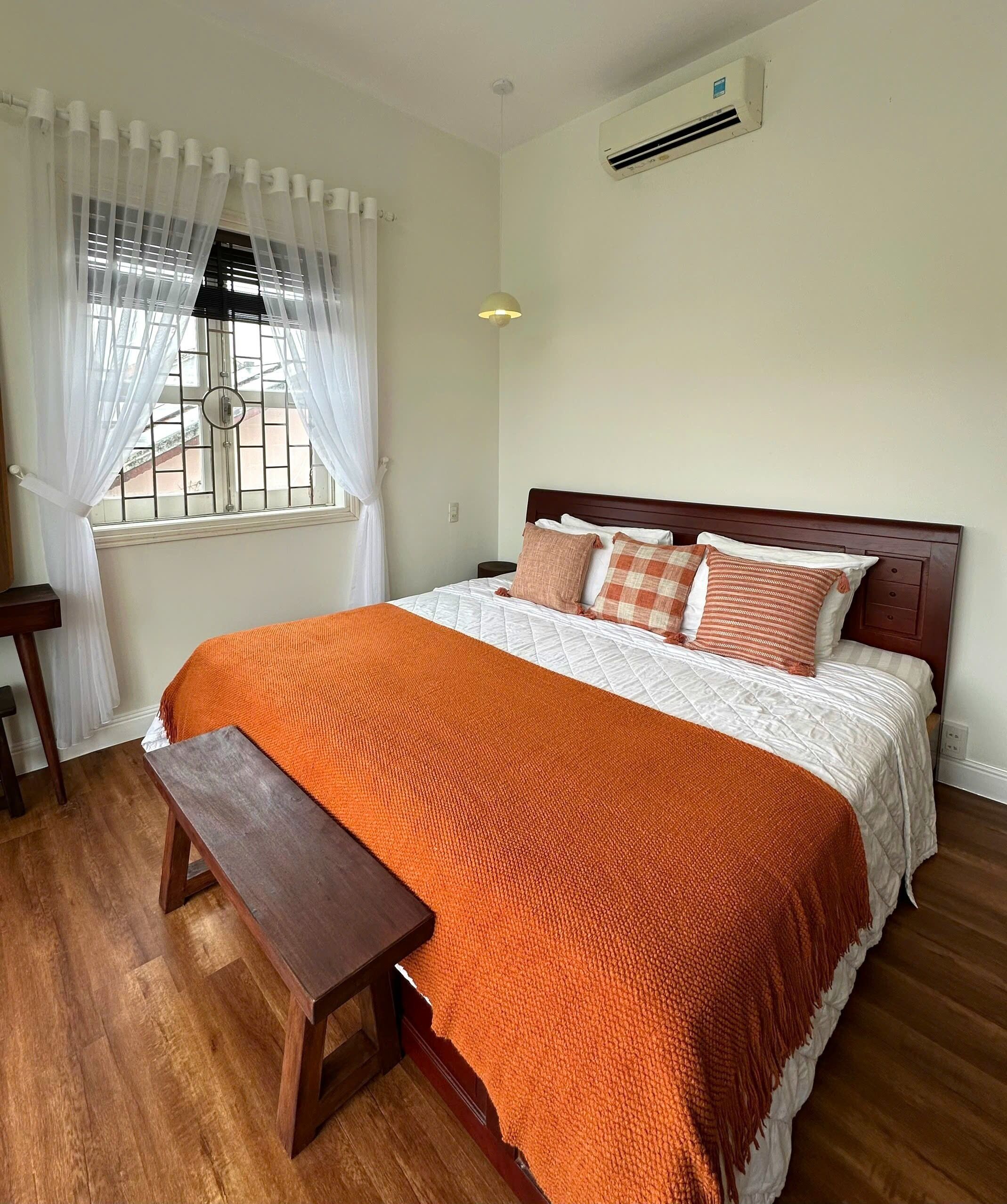 deluxe double room, balcony, city view | minibar, individually furnished, desk, laptop workspace