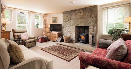 Vihreäpöytä, ihana lemmikkieläinystävällinen mökki kauniilla Skotlannin rajoilla