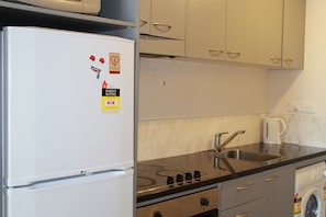 2 Bedroom Apartment | Private kitchenette
