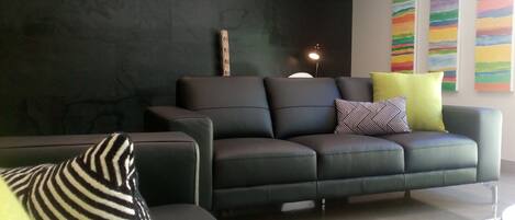 Appartement Luxe, 2 chambres | Salle de séjour