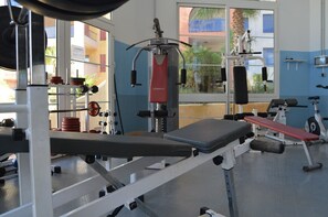 Fitness facility - Sea and pool view apartment on 5th floor, indoor/outdoor pool, balcony (Playa Honda)
