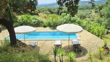 Piscine extérieure