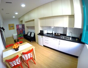 Interior - NEW APARTMENT ALAMEDA DE HERCULES (SEVILLA)