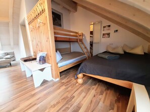 5 Schlafzimmer, kostenloses WLAN, Bettwäsche