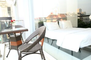 Minibar, Zimmersafe, Schreibtisch, kostenloses WLAN