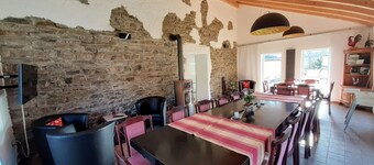 Large historic - but modern - Eifel holiday home for up to 20 guests