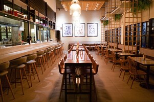 Tempat makan outdoor