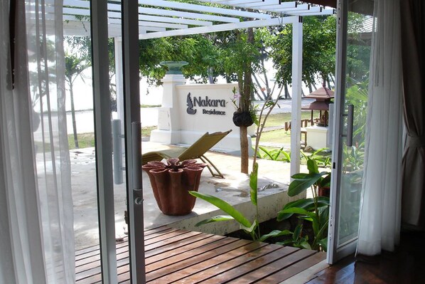 One Bedroom Apartment | 露台