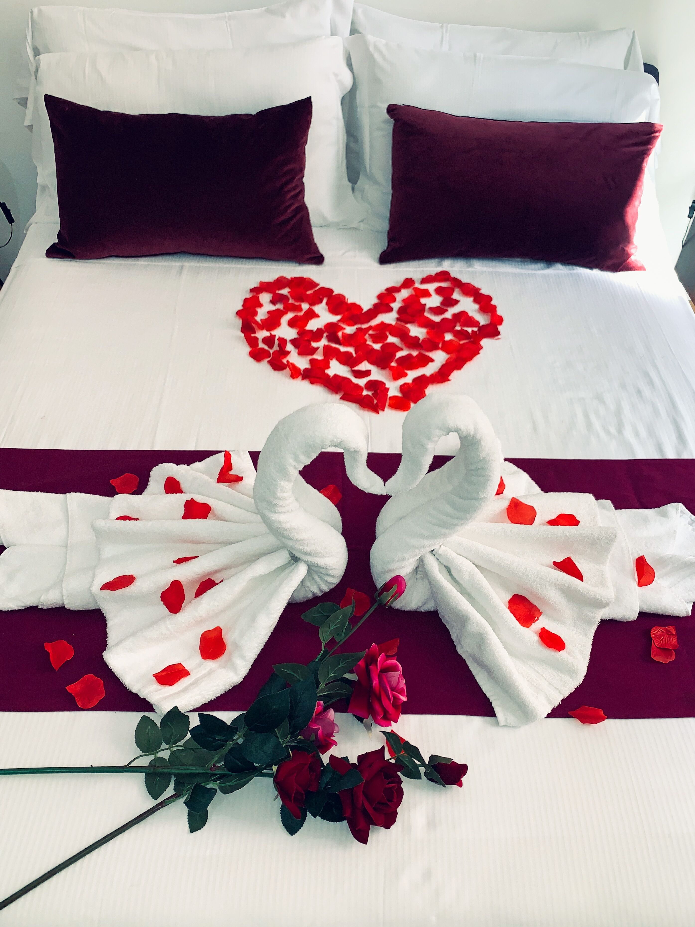 Exclusive Triple Room, Multiple Beds, Non Smoking | Premium bedding, down comforters, in-room safe, desk