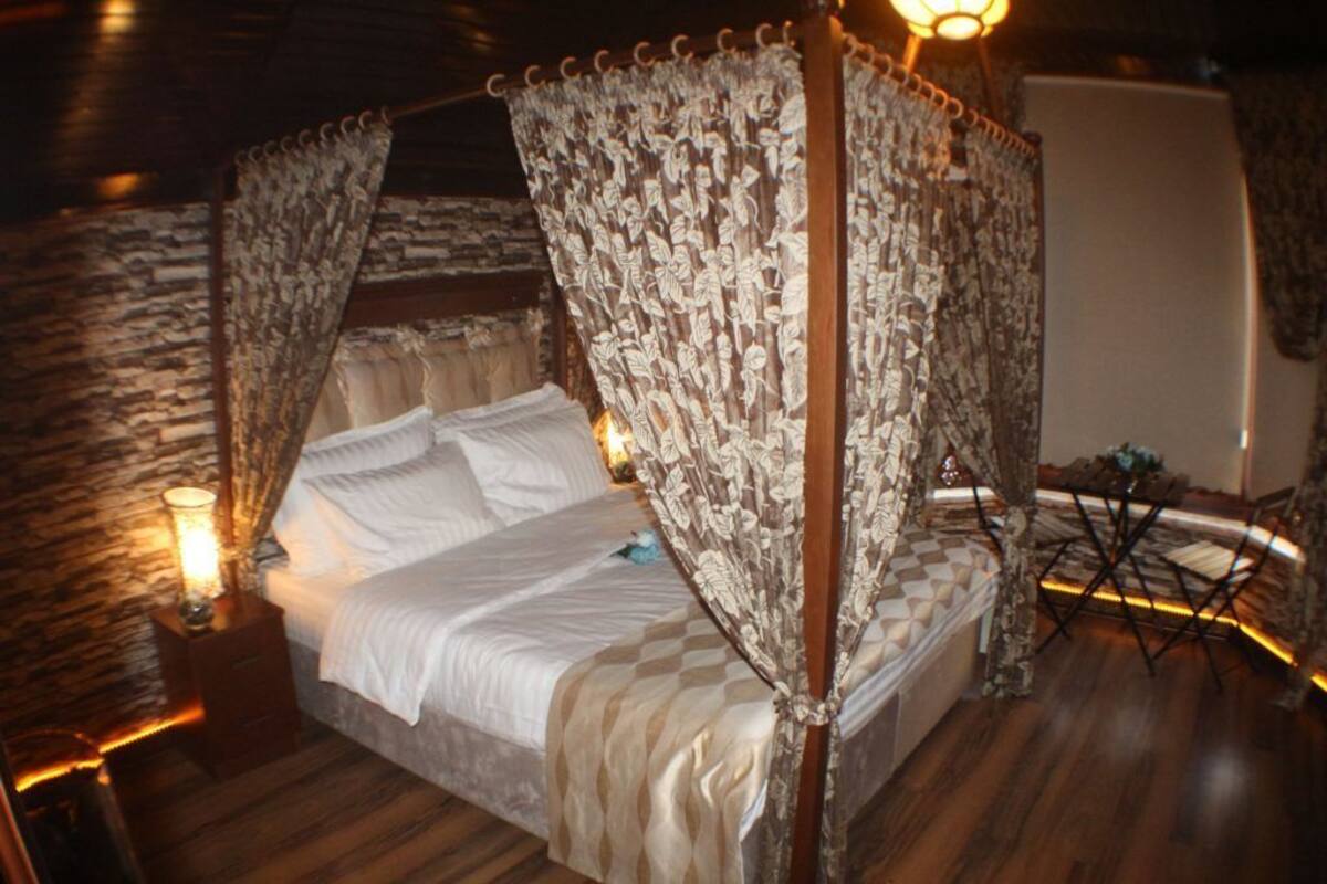 Zimmer (QUEEN)