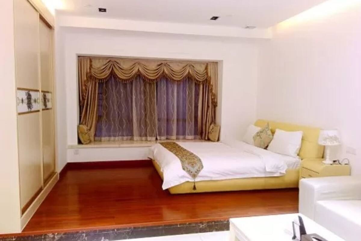 Habitación Deluxe doble | Escritorio, cortinas opacas, wifi gratis