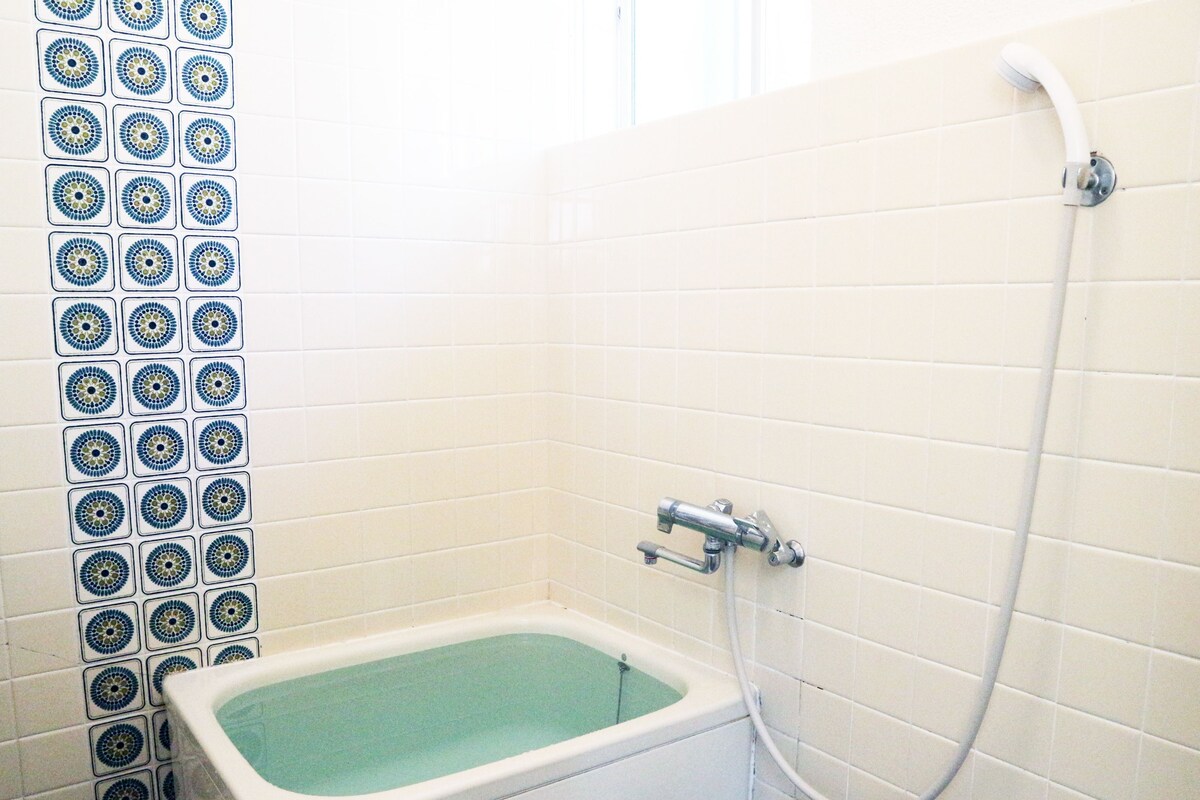 Baignoire relaxante profonde