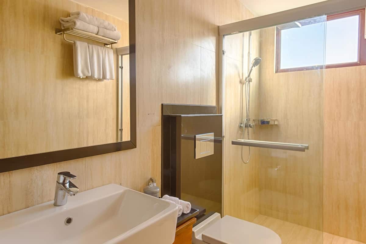 rainfall showerhead, free toiletries, hair dryer, bathrobes