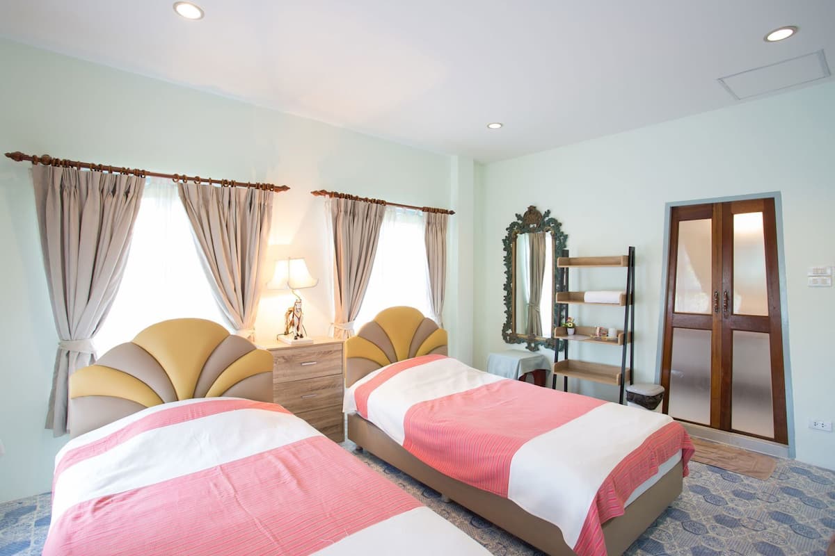 Individually decorated, desk, free WiFi, bed sheets