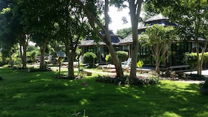 Superior Chiangmai | 3 bedrooms, individually decorated, desk, free WiFi