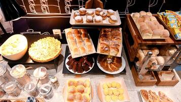 Desayuno buffet diario (BRL 42.00 por persona)