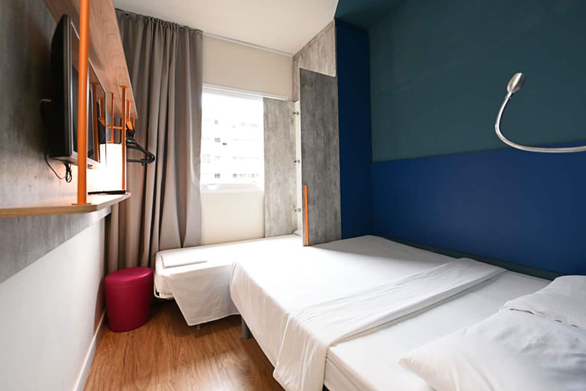 Apartment, 1 Double Bed (Triple) | Blackout drapes, soundproofing, free WiFi, bed sheets