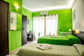 Quadruple Room, Terrace