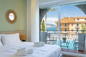 スーペリア スイート | ミニバー、セーフティボックス (室内)、デスク、WiFi (無料)