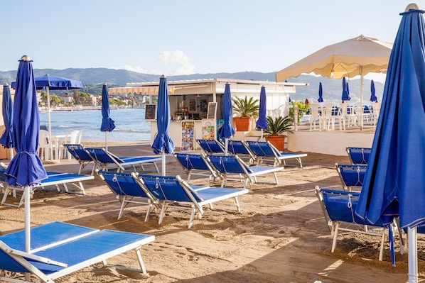 Beach bar