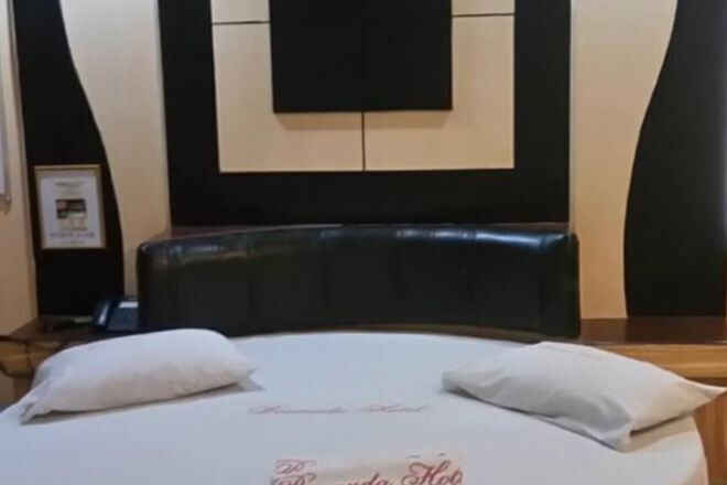 مكواة/لوح كي وواي فاي مجانًا